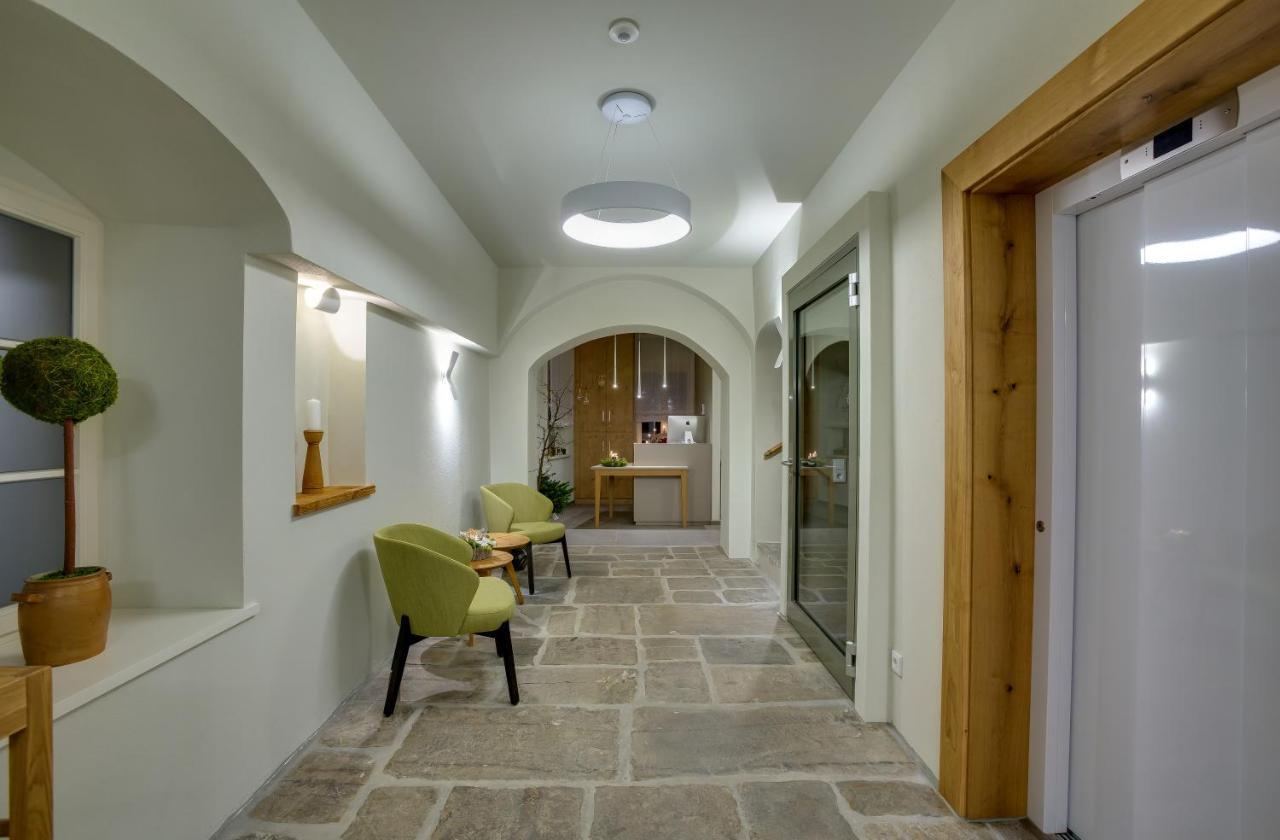 Boutique Hotel Gruener Zweig Schlettau Экстерьер фото